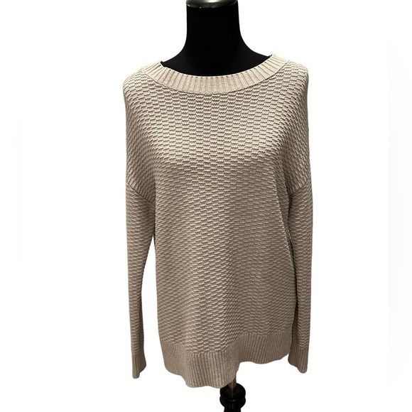 GAP Sweaters - Gap Knit Light Grey Knit Sweater Size Medium
